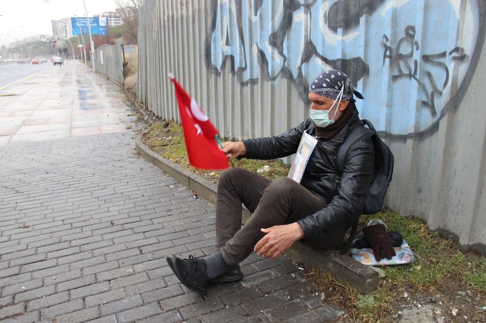 Adalet Aramak İçin Gaziantep’ten Ankara’ya Yürüdü