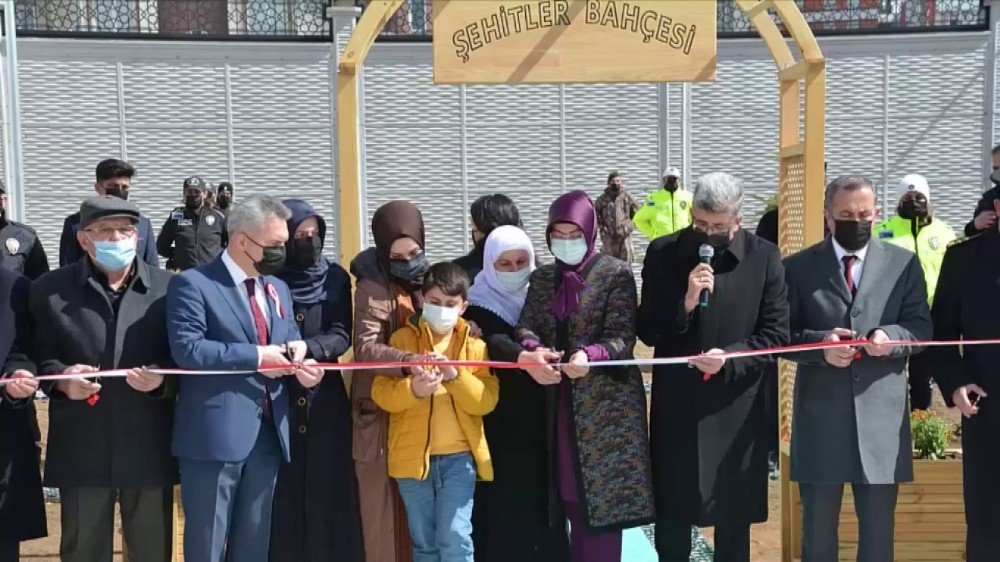 Van’da 80 Şehit Anısına 80 Fidan Dikerek “şehitler Bahçesi’ Oluşturdu