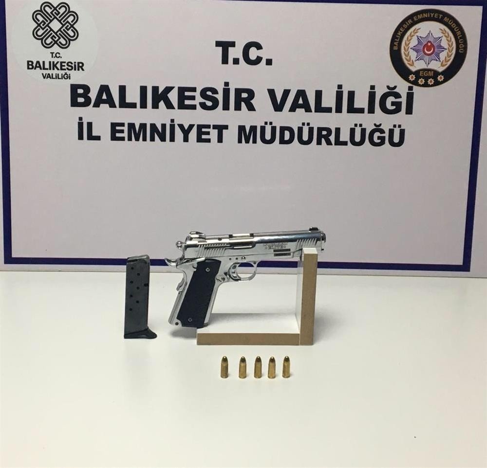 Balıkesir’de Polisten ’huzur’ Operasyonu