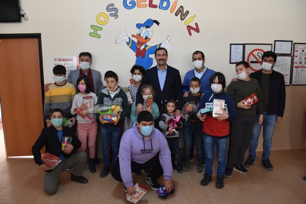 Başkan Geylani Özel Çocuklarla Bir Araya Geldi