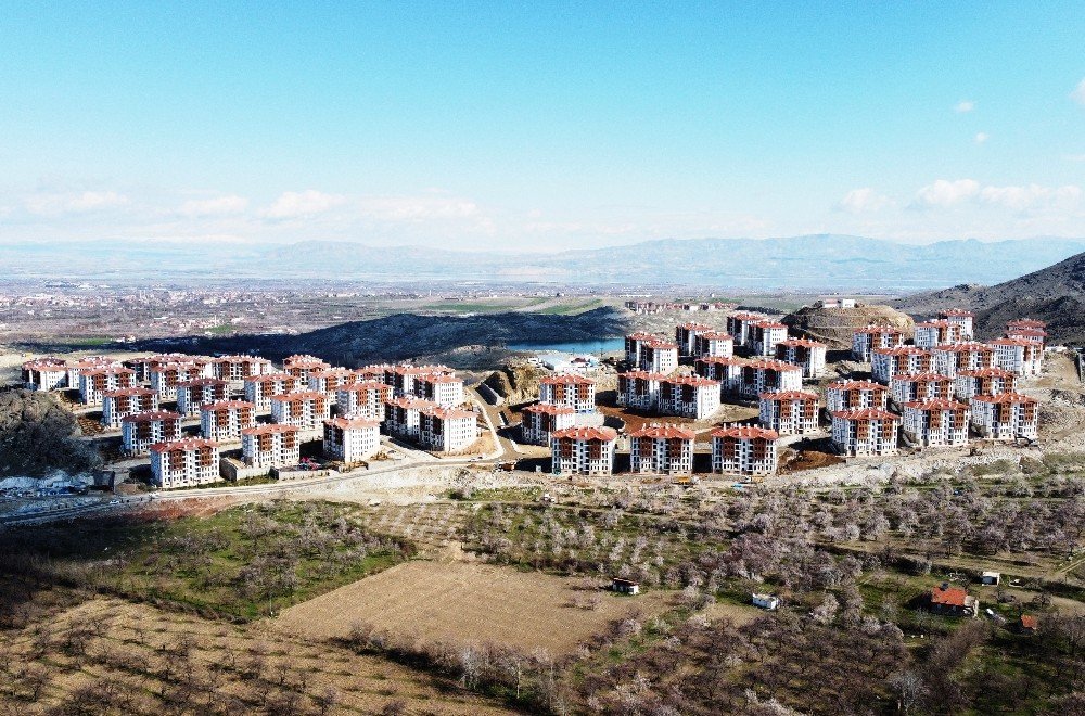 Battalgazi’de 2 Bin Deprem Konutu Teslim Edilmeye Hazır