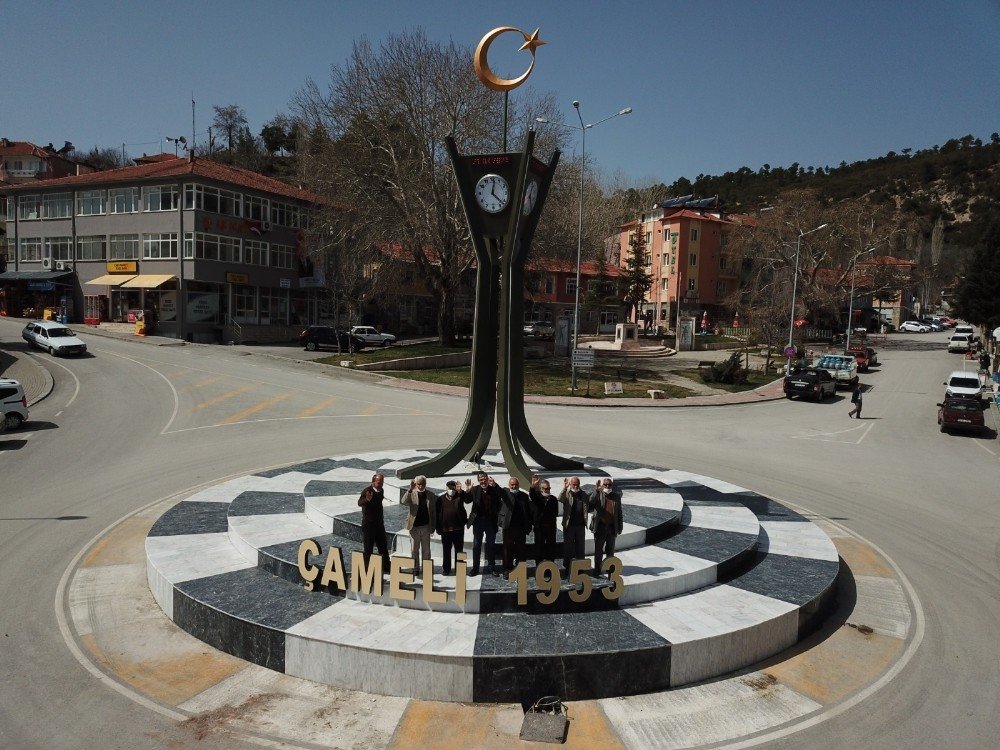 Çameli’ye Ay Yıldızlı Yeni Saat Kulesi