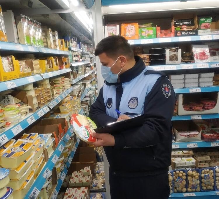 Zabıta Ekipleri Sincan’ın Sağlığı İçin Sahada