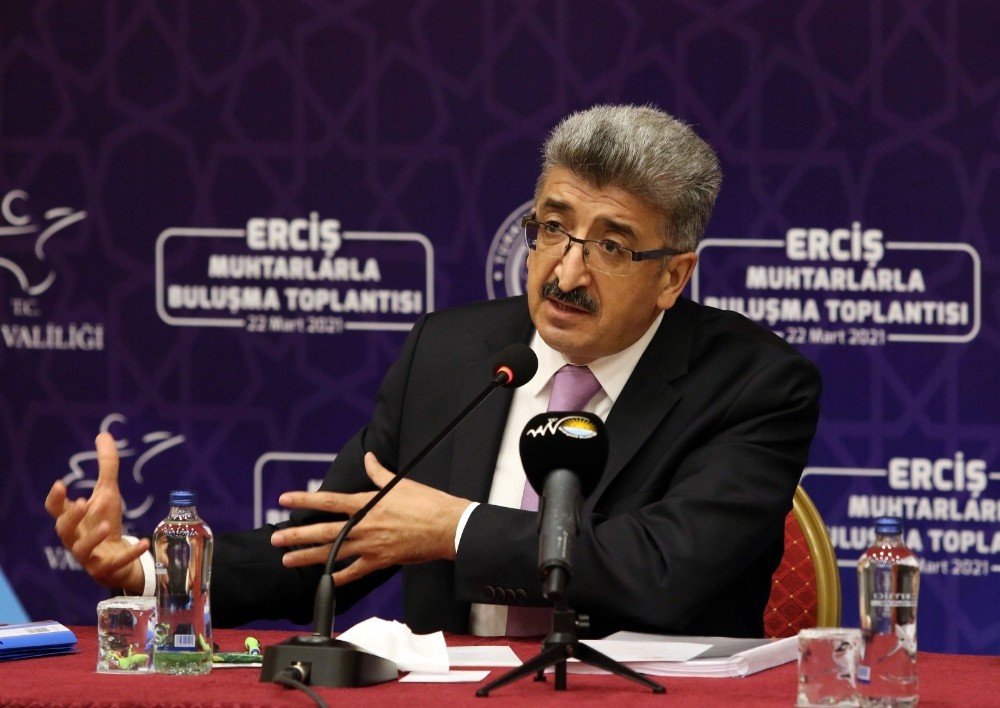Vali Bilmez, Ercişli Muhtarları Dinledi