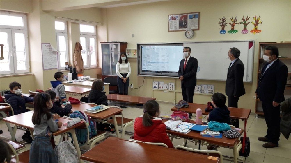Yüz Yüze Eğitimin Başladığı Okullarda Virüs Denetimi Yapıldı