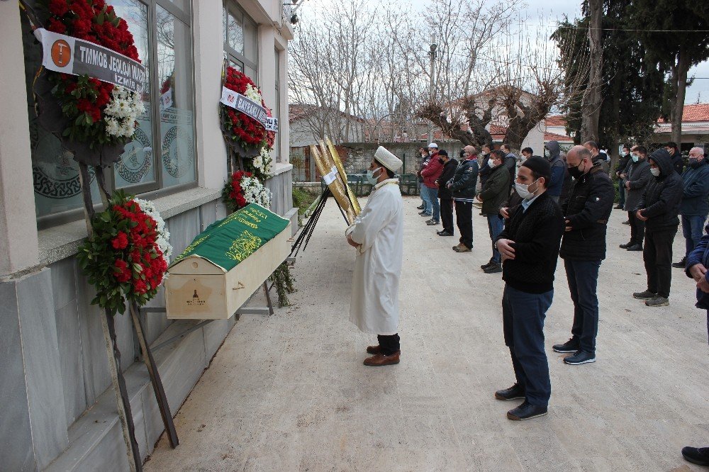 6. Kattan Düşerek Hayatını Kaybeden Akademisyene Son Görev