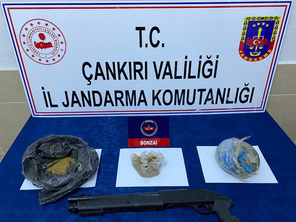 Jandarmadan Uyuşturucu Satıcılarına Suçüstü Operasyon