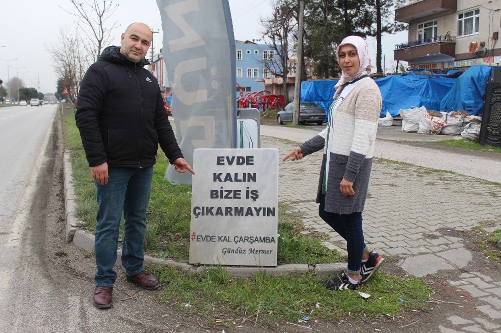 ‘evde Kalın, Bize İ̇ş Çıkarmayın’ Mezar Taşı İle Tekrar Çağrı Yaptı