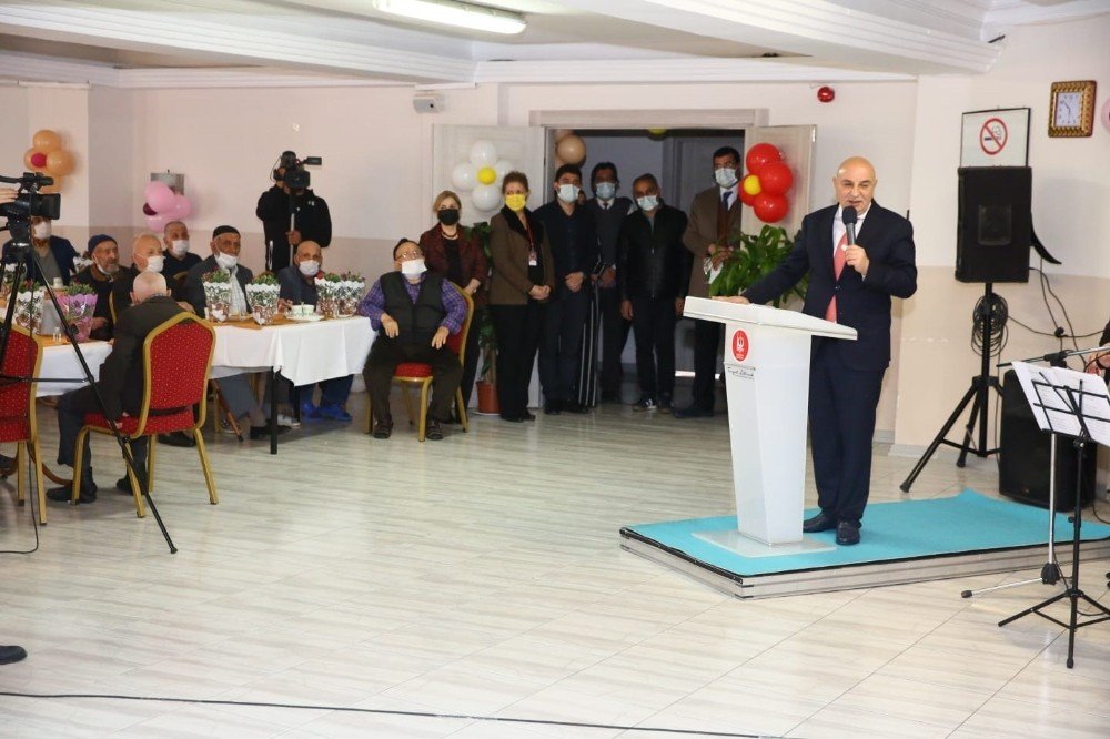 Başkent’te Yaşlılar Haftası Kutlandı
