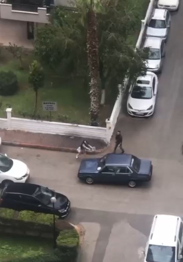 Antalya’da ‘otomobilin Suçu Ne?’ Dedirten Görüntü