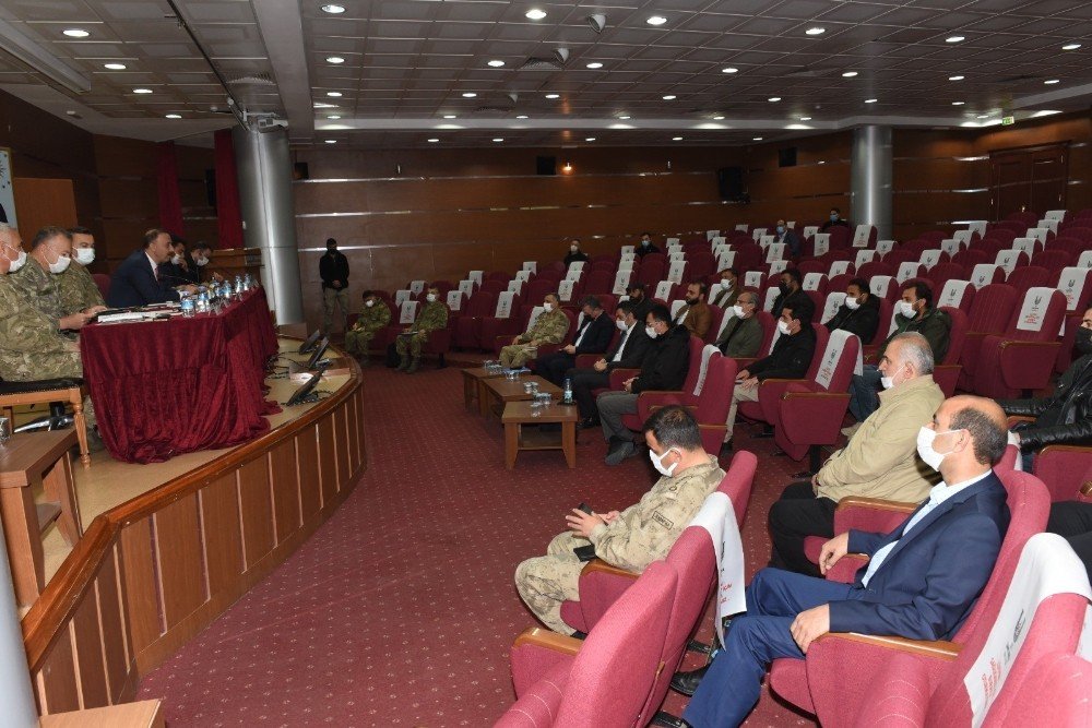 Tel Abyad Ve Resulayn’ın Huzur Ve Güvenliği İstişare Toplantısı