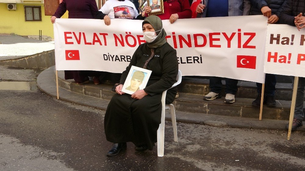 Evlat Nöbetindeki Ailelerin Çığlığı Türkiye’yi Sarmaya Devam Ediyor