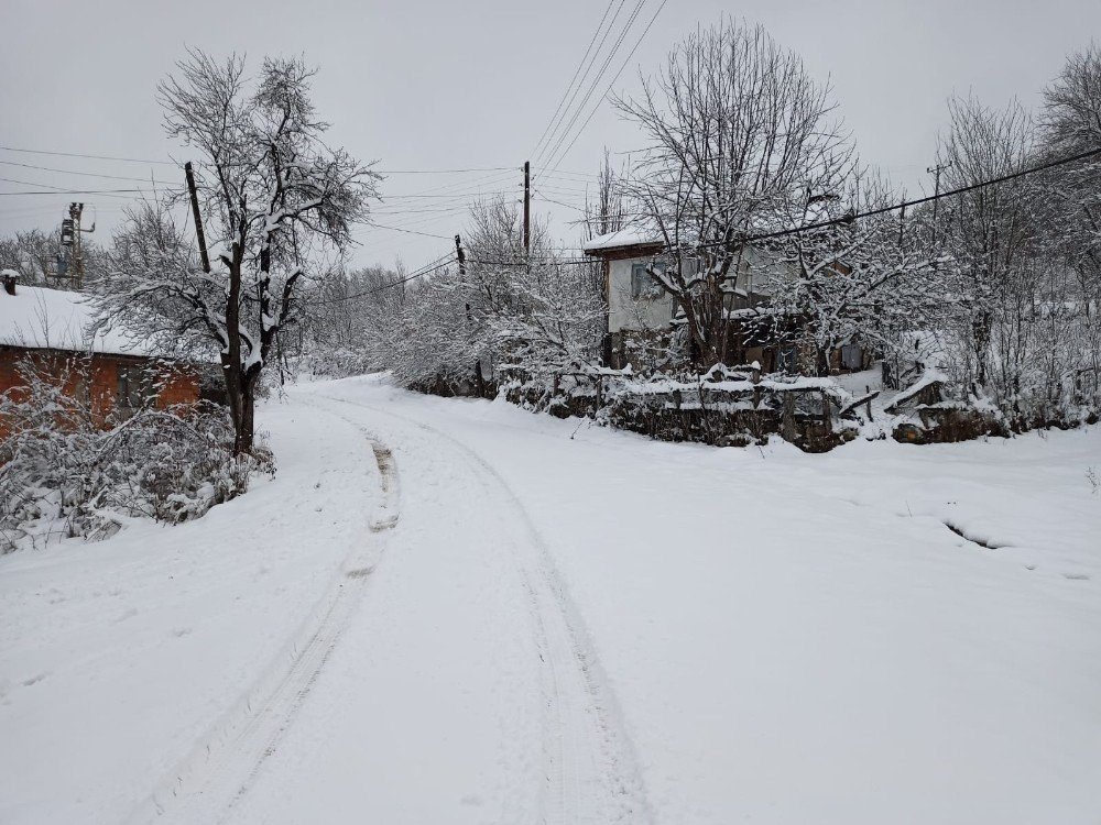 Karabük’te Yüksek Kesimlerde Kar Kalınlığı 20 Cm’ye Ulaştı