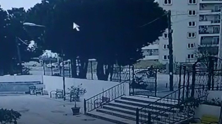 Dört Motosiklet Çaldı, Yaya Olarak Yakalandı