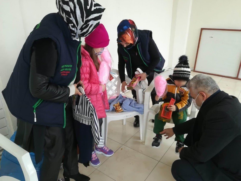 Beyşehir’de İhtiyaç Sahibi Aile Ve Öğrencilere Yardım Kampanyası