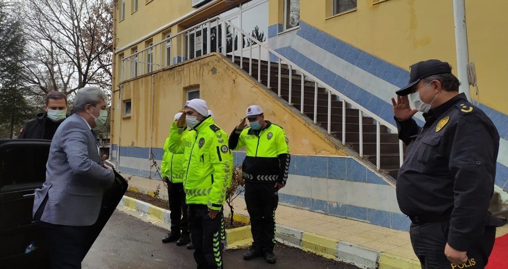 İ̇l Emniyet Müdürü Gülser, Sungurlu’da İncelemelerde Bulundu