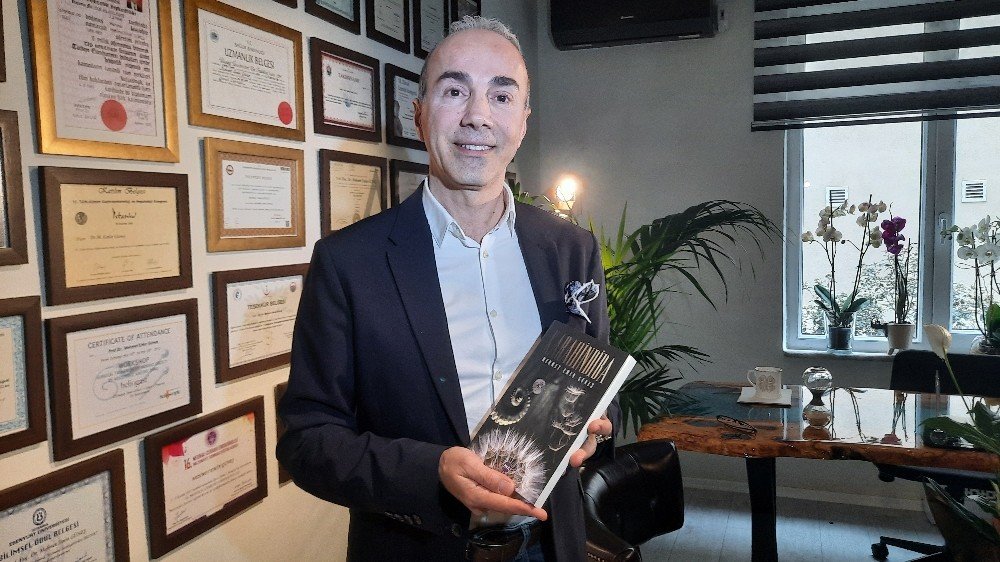 pandemide Gece Gündüz Çalışan Doktor, Dördüncü Kitabını Çıkardı