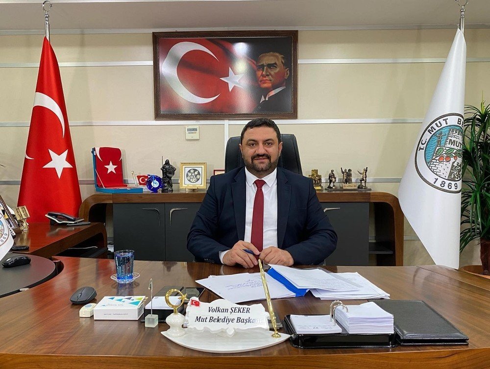Başkan Şeker: "bu Göreve İlçeme Hizmet Aşkı İçin Geldim"