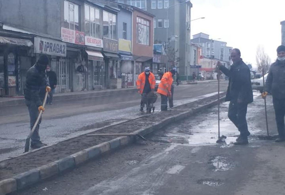 Selim Belediyesi’nden ‘temizlik Bizden Temiz Tutmak Sizden’ Kampanyası