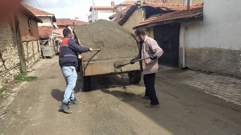 Hisarcık Belediyesi’nden Kumlama Çalışması
