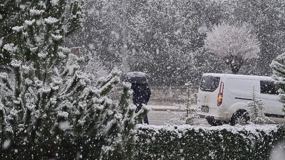 Safranbolu Konakları 45 Gün Sonra Beyaz Örtüyle Kaplandı