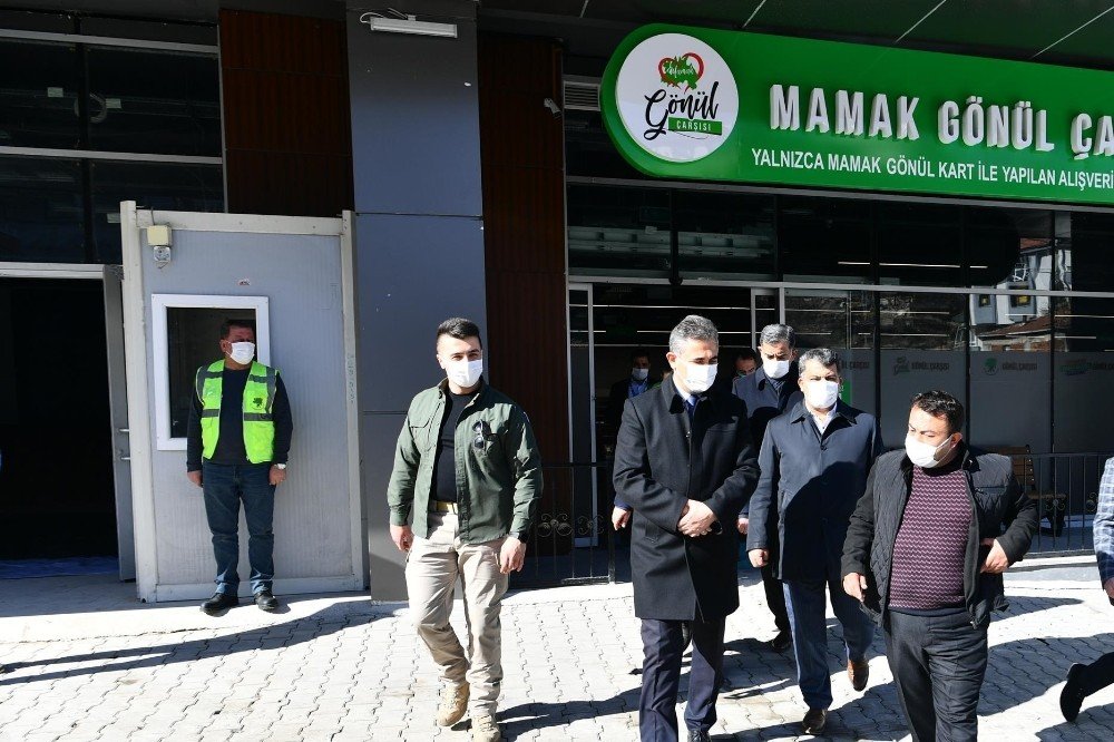Bu Çarşıda Para Değil, İyilik Geçiyor