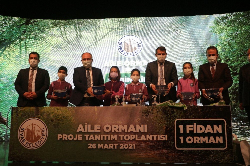 Sivas’ta 58 Bin Aileye 580 Bin Fidan Dağıtılacak