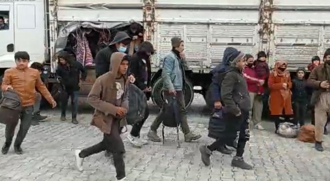 Kamyon Kasasında 112 Düzensiz Göçmen Yakalandı