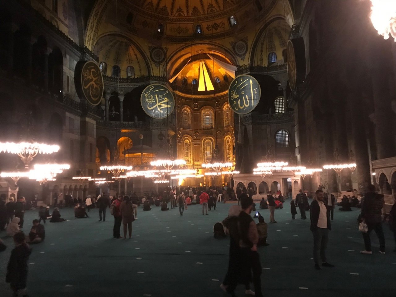 Ayasofya-i Kebir Camii Şerifi’nde Beraat Kandili Sevinci
