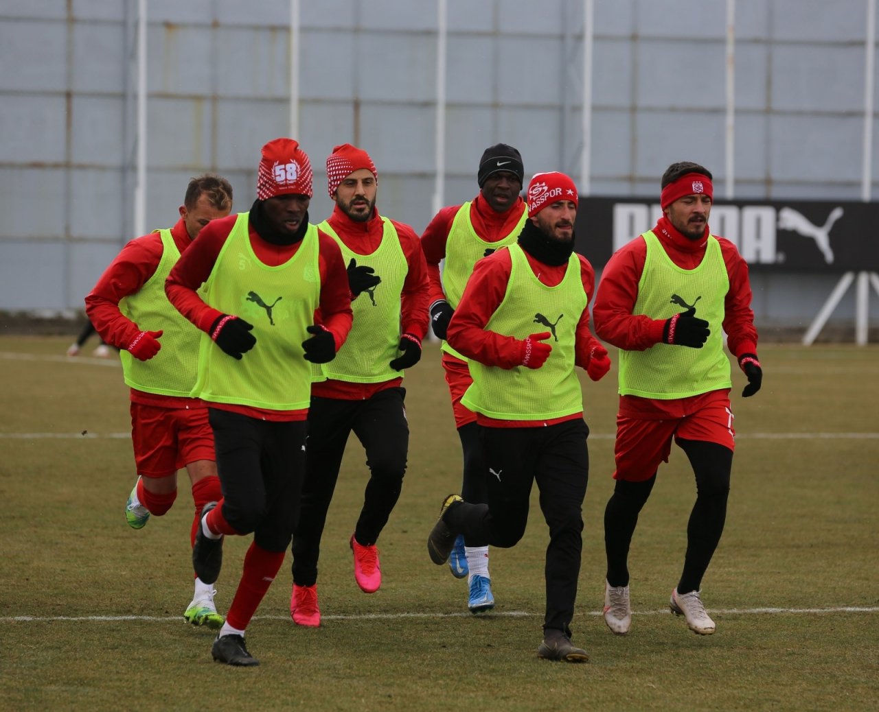 Sivasspor, Zorlu Trabzonspor Maçı Hazırlıklarını Sürdürüyor