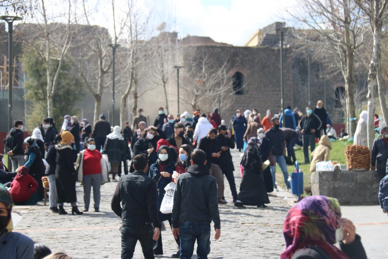 Hz. Süleyman Cami, Berat Kandil’inde Doldu Taştı