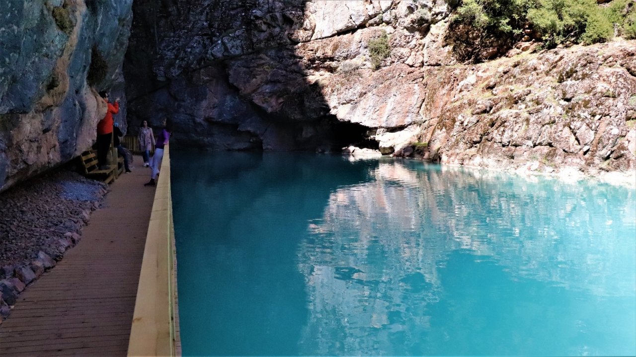 Türklere Özgü Turkuaz Rengiyle Ünlü Acıpayam Kanyonu Turizme Hazırlanıyor