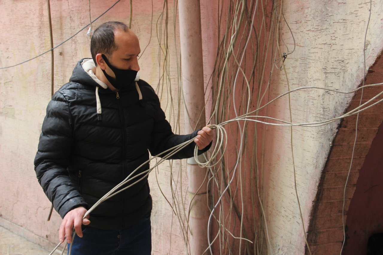 Şanlıurfa’da Esnafın Elektrik Kabloları Çalındı