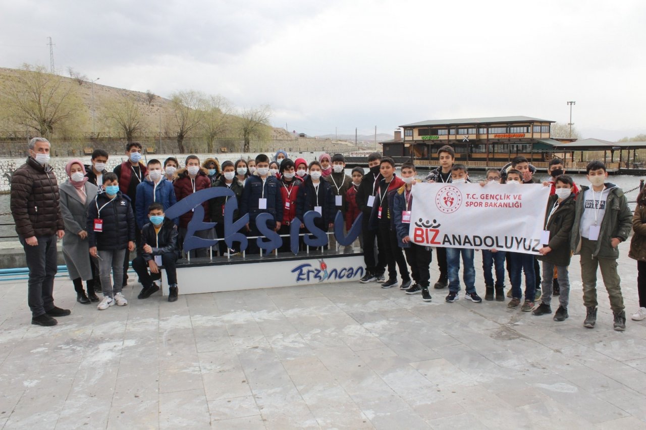 Elazığ Ve Tuncelili Gençler Erzincan’ı Gezdi