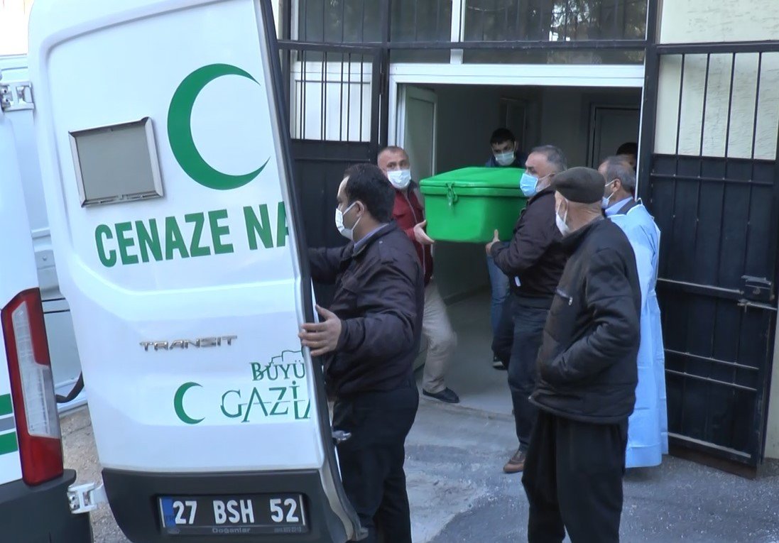 Soluk Borusu Mamayla Tıkanan 6 Aylık Bebek Hayatını Kaybetti