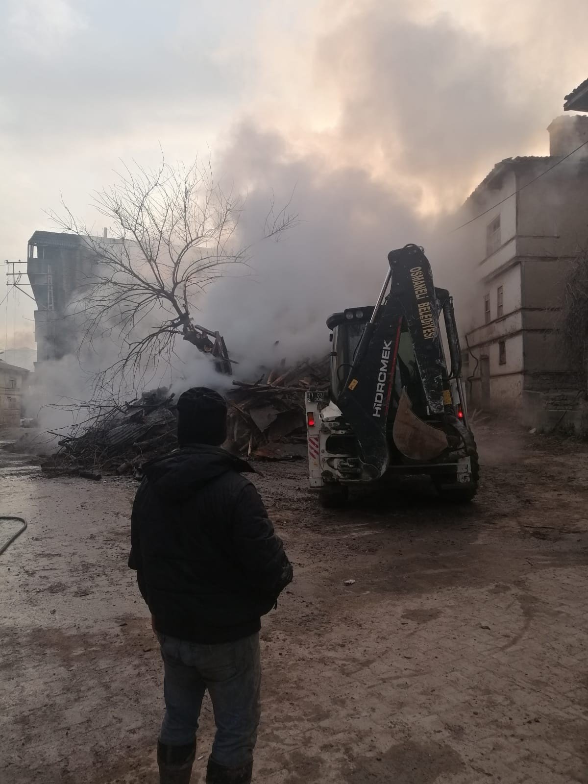 Osmaneli’nde Ev Yangını