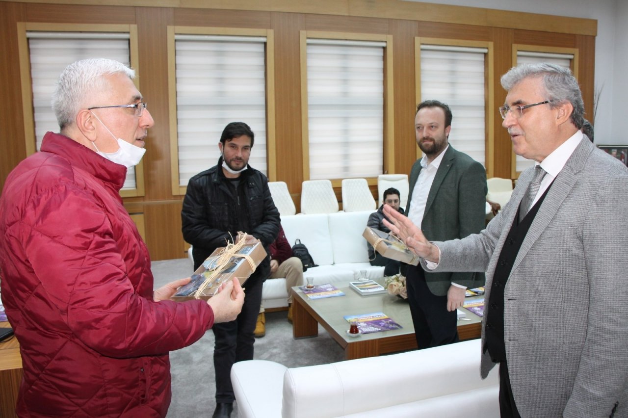 Başkan Yüce Sgb Üyelerini Ağırladı