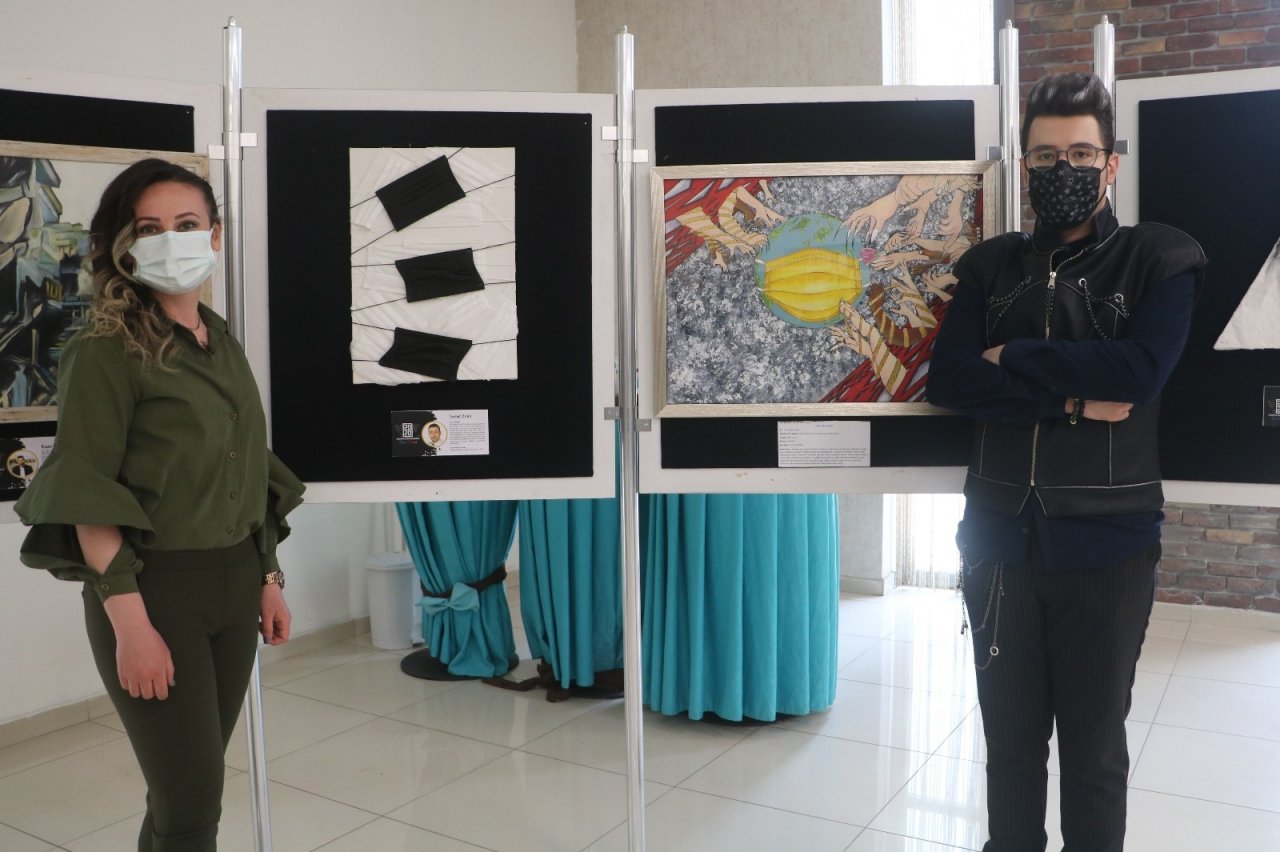 Covid-19’un Simgesi Maskeler Sanatçıların Tablolarında Yer Aldı
