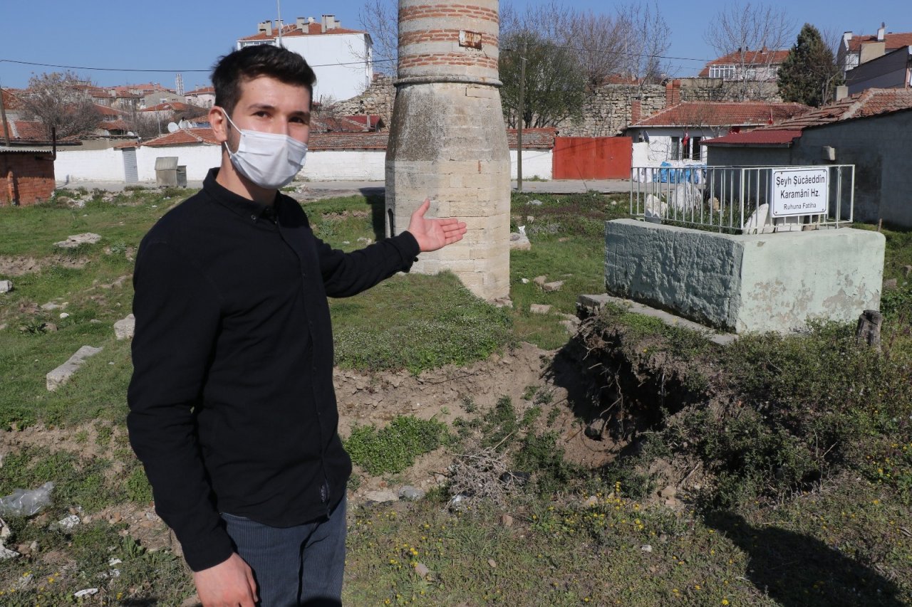 Kadim Payitahtta Ecdat Yadigârına Ve İ̇slam Âlimine Büyük Saygısızlık