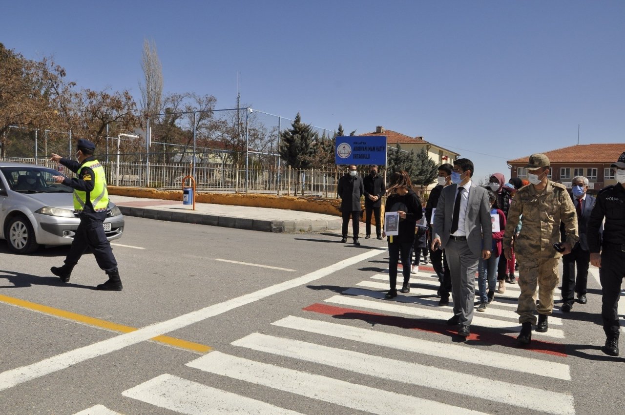 Arguvan’da Trafik Haftası Etkinliği