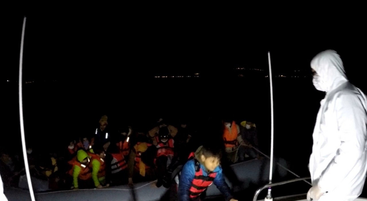 Yunanistan’ın Ölüme Terk Ediyor, Türk Askeri Kurtarıyor