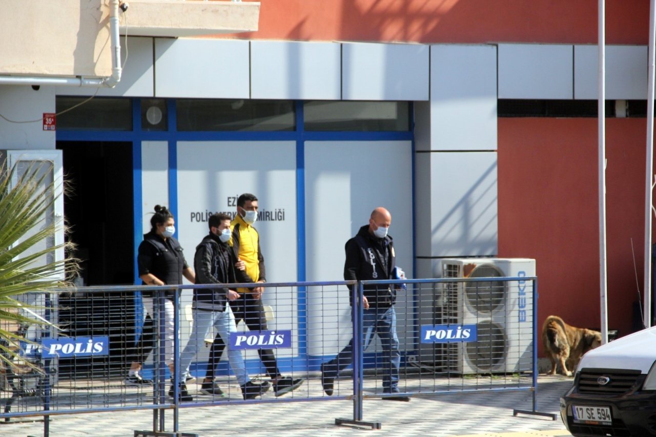 Ezine’de Uyuşturucu Operasyonu: 2 Gözaltı