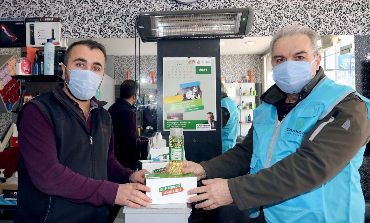 Çankaya Ankara Nüfusu Kadar Maske Dağıttı