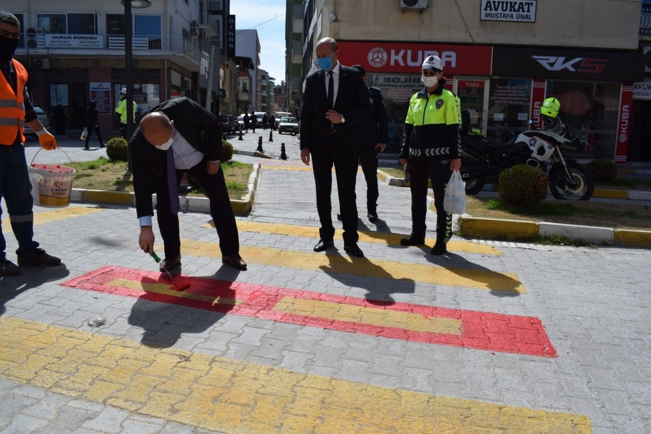 Çine’de ’yaya Önceliği Kırmızı Çizgimizdir" Etkinliği
