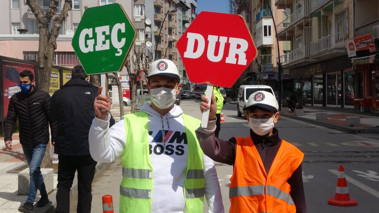 Uşak’ta Kırmızı Çizgi Yaya Önceliği
