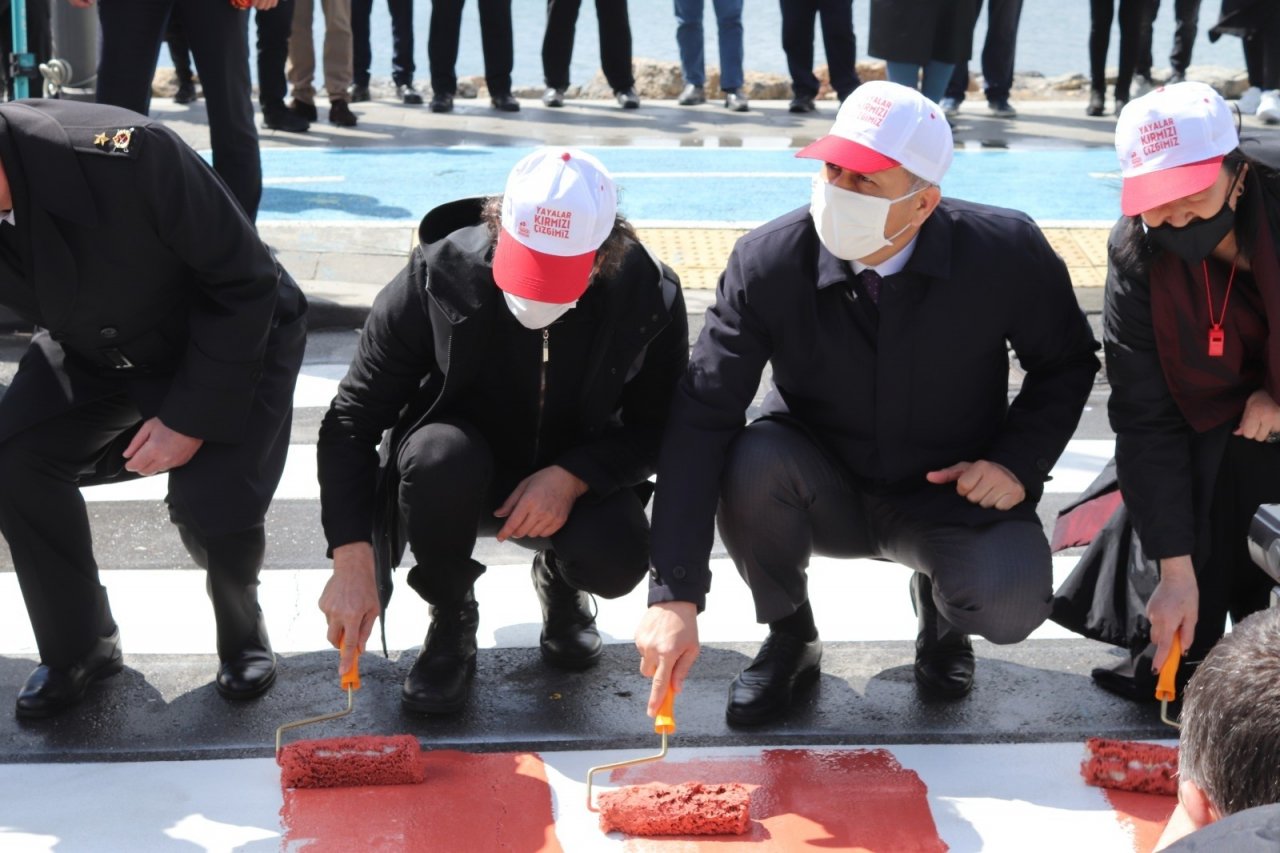 Vali Ali Yerlikaya: “i̇stanbul’daki 92 Trafik Kazasında 100 Vatandaşımız Hayatını Kaybetti”