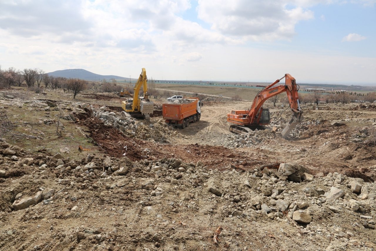 Sivrihisar’da 209 Toki̇ Konutu İçin Temeller Atılıyor