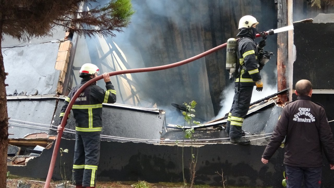 Ordu’daki Yangını Söndürme Çalışmaları Sürüyor