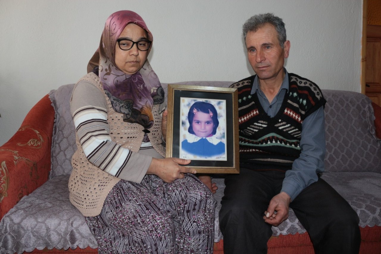15 Yıl Önce İki Çocuğu Öldürülmüştü... Acılı Anne Zanlılarla Göz Göze Gelmek İstiyor