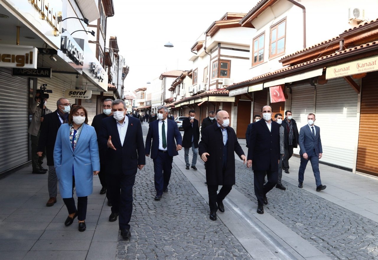 Başkanlar Konya’nın Tarihi Dokusuna Ve Şehirciliğine Hayran Kaldı
